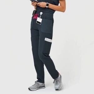 Limited Edition Figs Dark Harbor Scrub Set